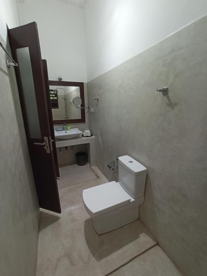 Butterfly Jewel Bed & Breakfast Unawatuna Dış mekan fotoğraf