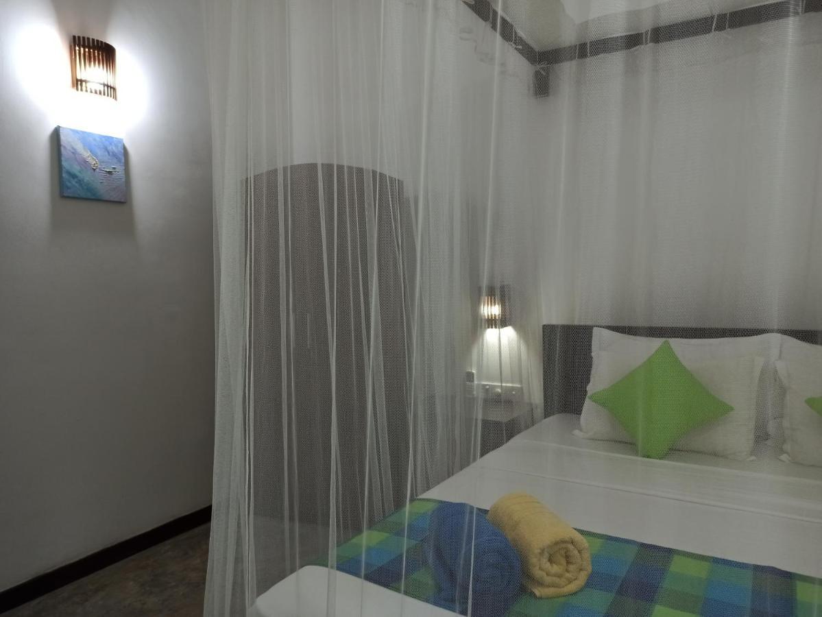 Butterfly Jewel Bed & Breakfast Unawatuna Dış mekan fotoğraf