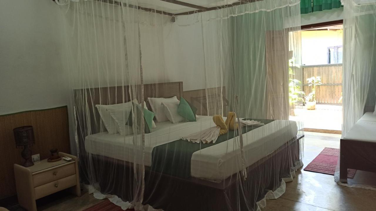 Butterfly Jewel Bed & Breakfast Unawatuna Dış mekan fotoğraf