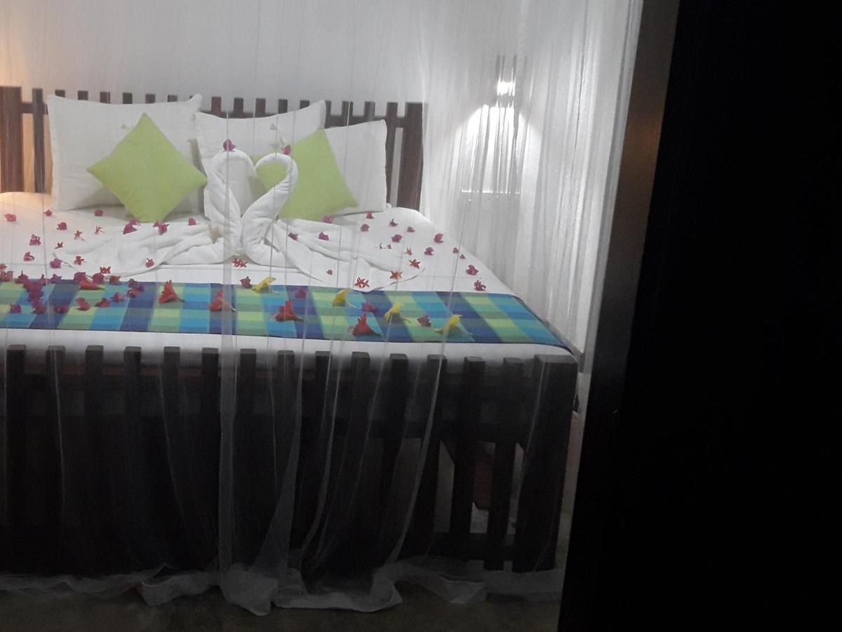 Butterfly Jewel Bed & Breakfast Unawatuna Dış mekan fotoğraf