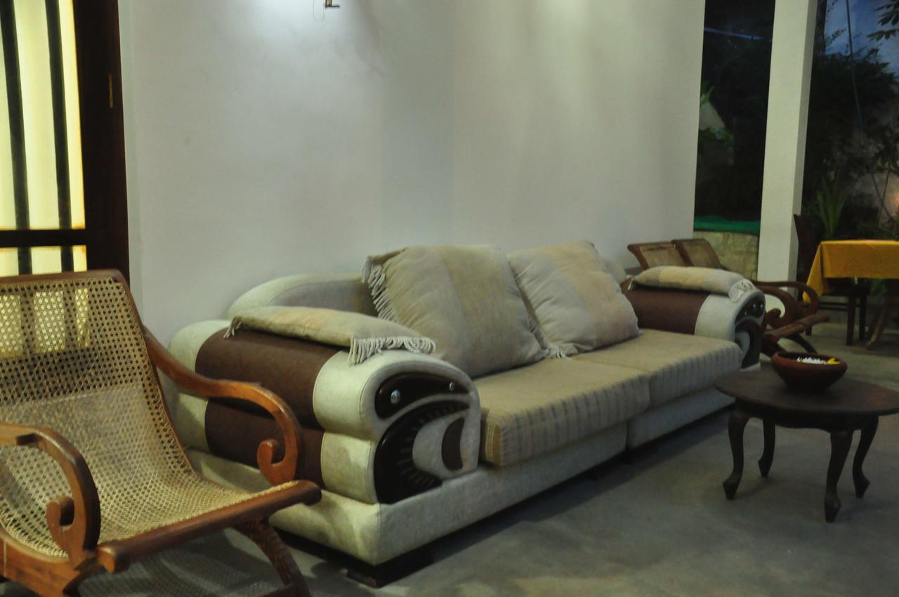 Butterfly Jewel Bed & Breakfast Unawatuna Dış mekan fotoğraf