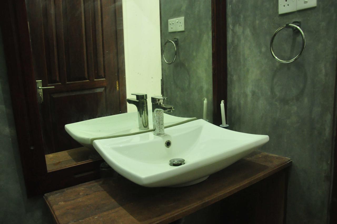 Butterfly Jewel Bed & Breakfast Unawatuna Dış mekan fotoğraf