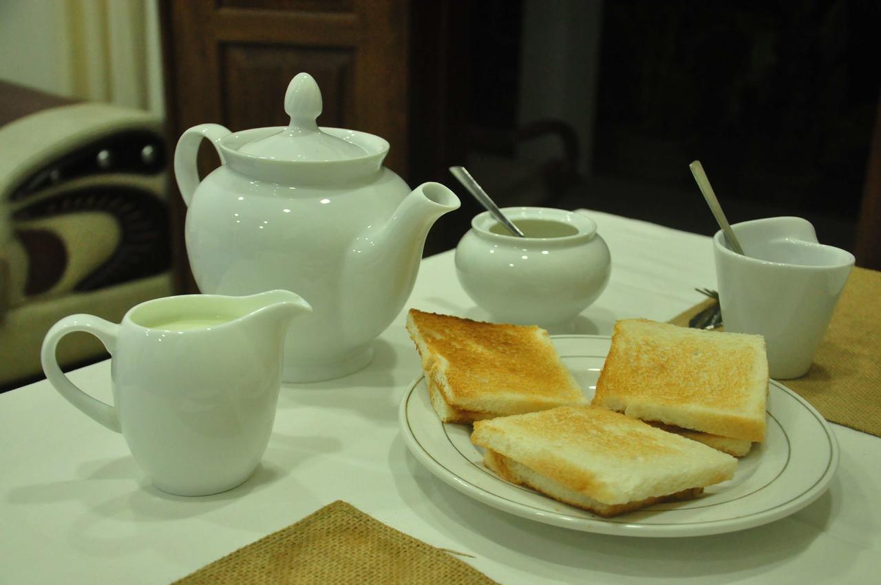 Butterfly Jewel Bed & Breakfast Unawatuna Dış mekan fotoğraf