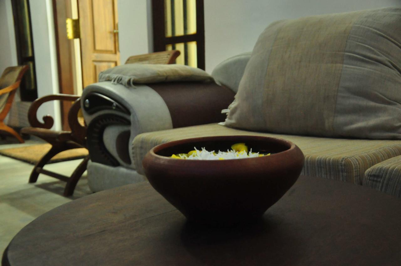 Butterfly Jewel Bed & Breakfast Unawatuna Dış mekan fotoğraf