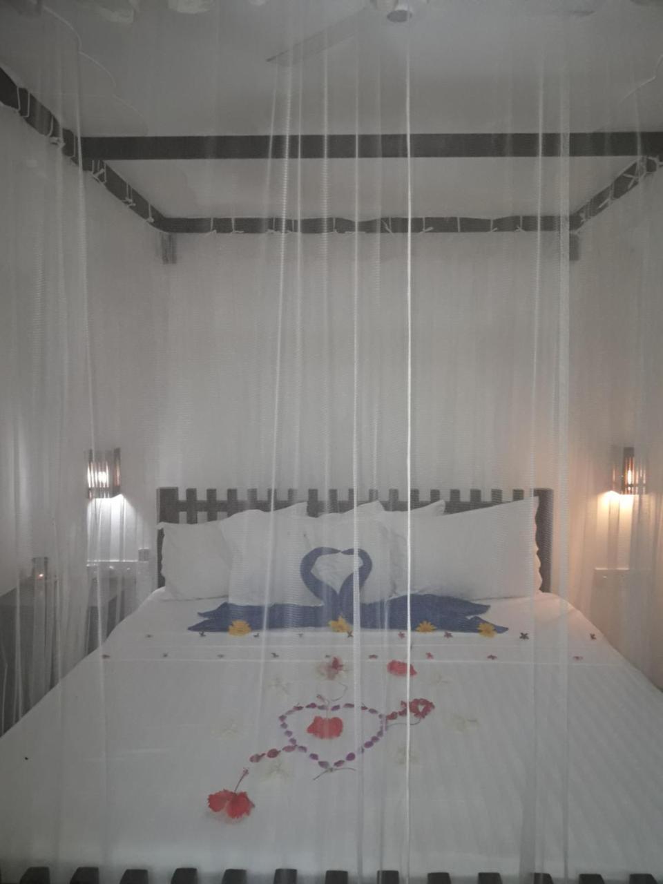 Butterfly Jewel Bed & Breakfast Unawatuna Dış mekan fotoğraf